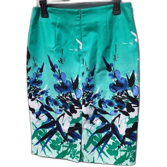 Liz Claiborne floral print lined cotton pencil skirt - Picture 2 of 6